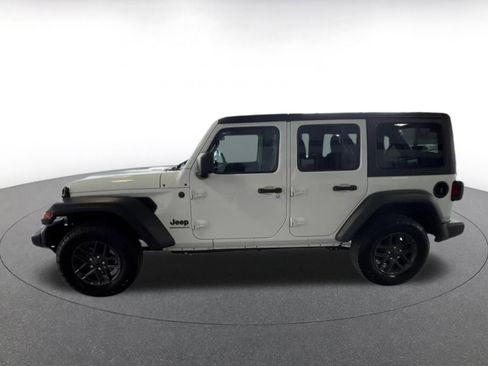 Used 2025 Jeep Wrangler Sport S image 8