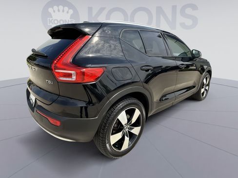 Used 2020 Volvo XC40 T5 Momentum w/ Protection Package Premier AWD/4WD image 7