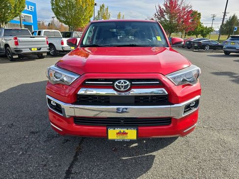 Used 2022 Toyota 4Runner Limited image 9