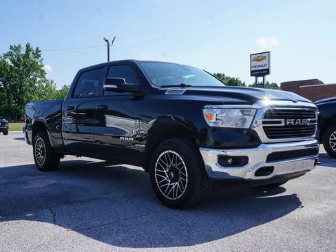 Used 2021 RAM 1500 Big Horn AWD/4WD image 2