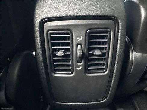 Used 2024 Dodge Durango R/T w/ Blacktop Package image 17