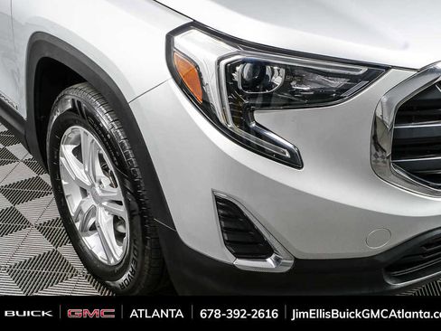 Used 2018 GMC Terrain SLE image 33