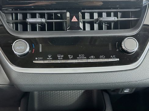 Used 2026 Toyota Corolla LE image 23