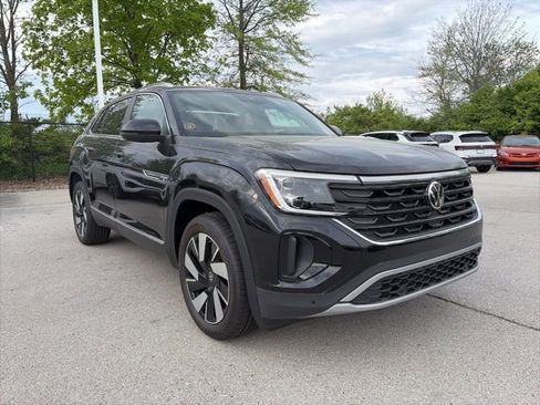 New 2026 Volkswagen Atlas Cross Sport SEL AWD/4WD image 2