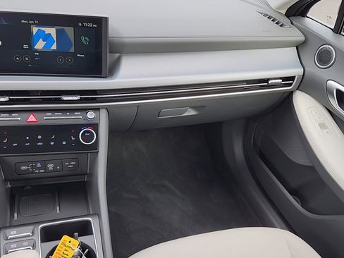 Used 2024 Hyundai Sonata SEL w/ Convenience Package image 6