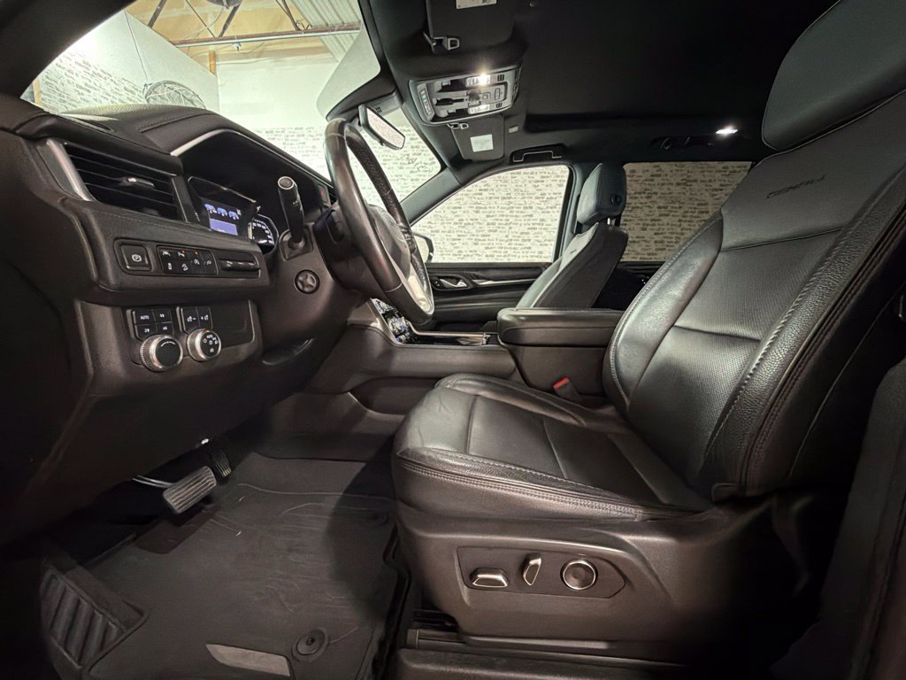 Used 2021 GMC Yukon Denali w/ Denali Premium Package AWD/4WD image 27