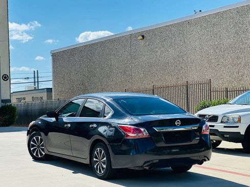 Used 2015 Nissan Altima 2.5 S FWD image 7