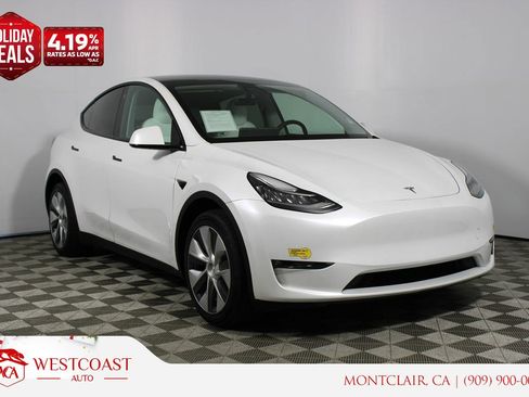 Used 2021 Tesla Model Y Long Range image 1