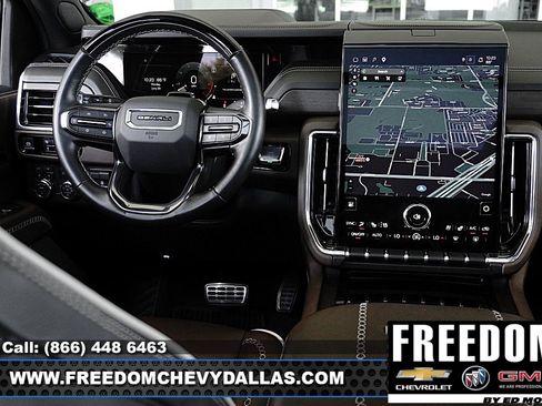 Used 2025 GMC Yukon XL Denali Ultimate AWD/4WD image 14