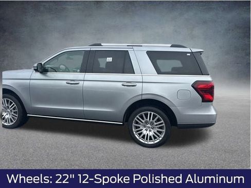 Used 2024 Ford Expedition Limited image 11