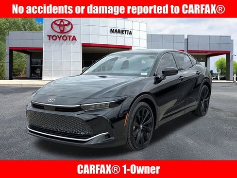 Certified 2026 Toyota Crown Nightshade image 3