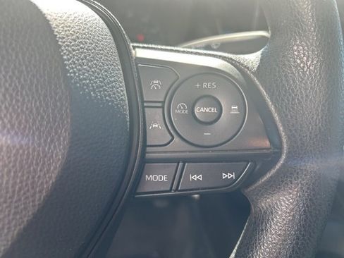 Used 2023 Toyota Corolla LE image 21