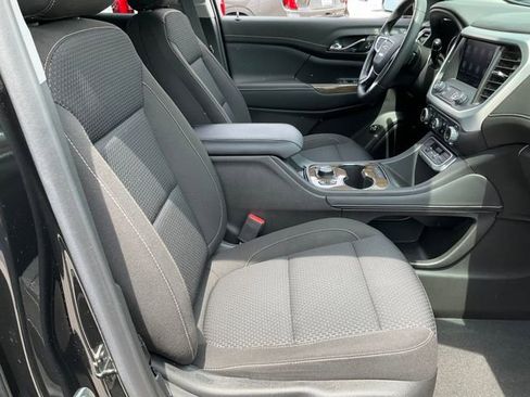 Used 2023 GMC Acadia SLE w/ Driver Convenience Package FWD image 21