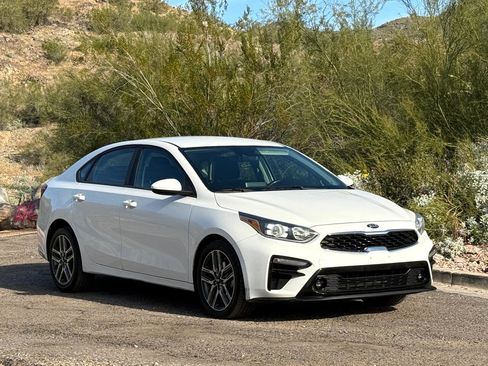 Used 2019 Kia Forte S image 13