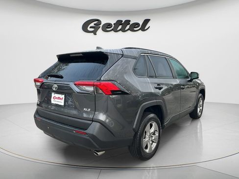 Used 2023 Toyota RAV4 XLE FWD image 5