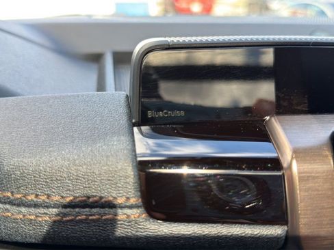 Used 2024 Ford F150 Lightning Lariat image 27