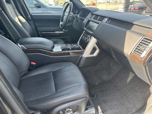 Used 2017 Land Rover Range Rover HSE AWD/4WD image 28