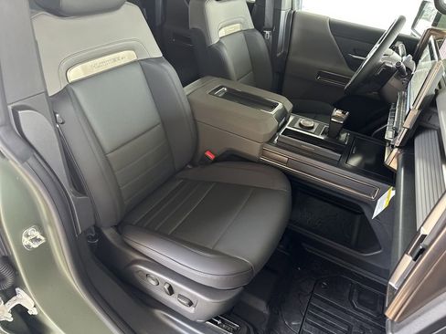 New 2025 GMC Hummer EV 3X image 39