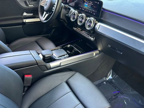 Certified 2023 Mercedes-Benz GLB 250 image 33