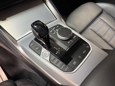 Used 2021 BMW M440i Convertible w/ Executive Package RWD image 15