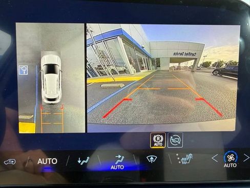 New 2026 Chevrolet Equinox EV LT FWD image 21