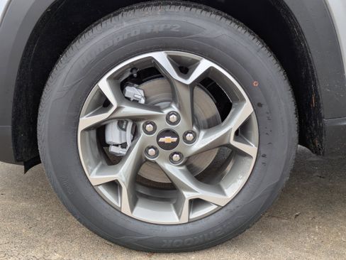 New 2026 Chevrolet Trax LT image 32