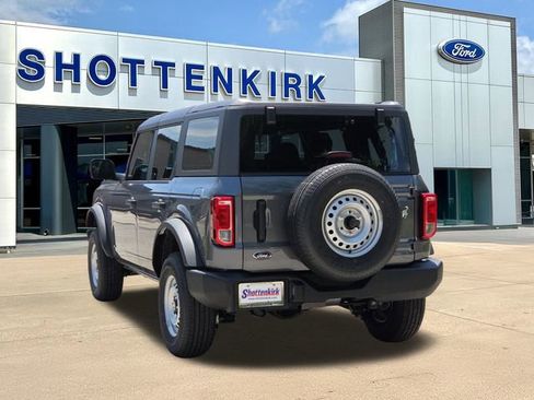 New 2025 Ford Bronco 4-Door AWD/4WD image 6
