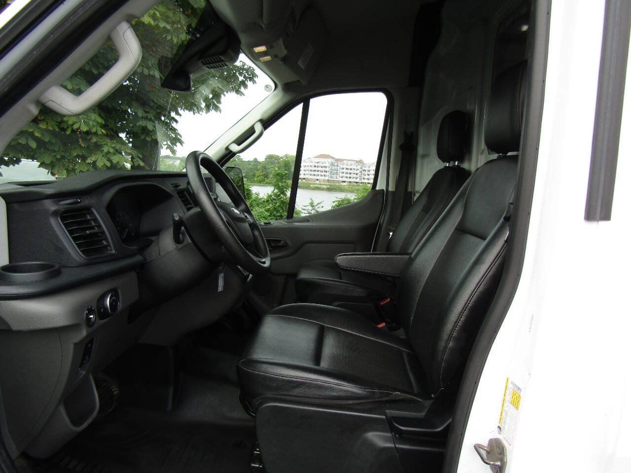 Used 2024 Ford Transit 250 148 Medium Roof Extended AWD image 11