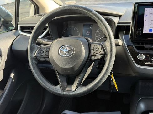 Used 2024 Toyota Corolla LE FWD image 17