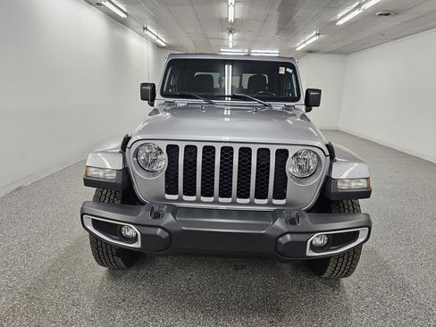Used 2021 Jeep Gladiator Sport AWD/4WD image 2