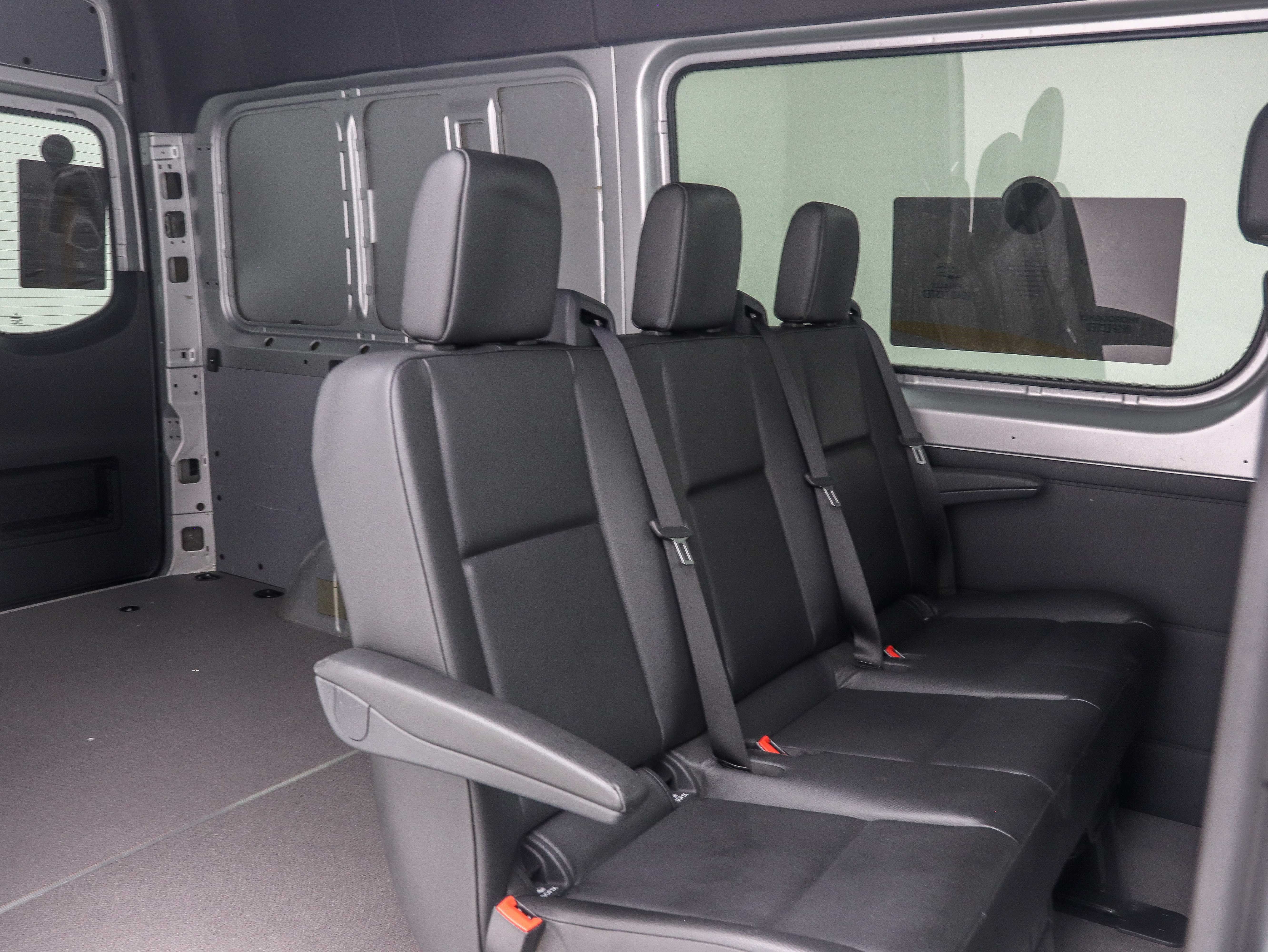 Used 2019 Mercedes-Benz Sprinter 4x4 144 image 17