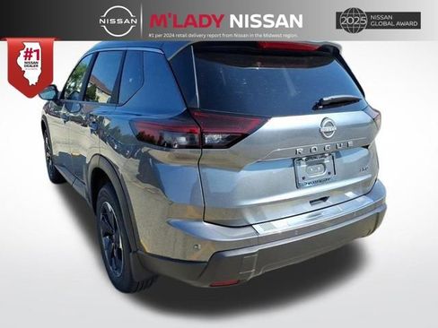 New 2026 Nissan Rogue SV w/ SV Premium Package image 5