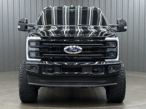 Used 2026 Ford F250 Platinum AWD/4WD image 8