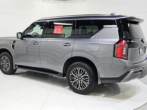 Certified 2025 Nissan Armada SL RWD image 6