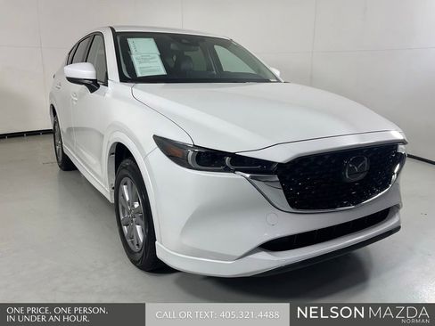 Used 2025 MAZDA CX-5 AWD 2.5 S w/ Preferred Package image 3