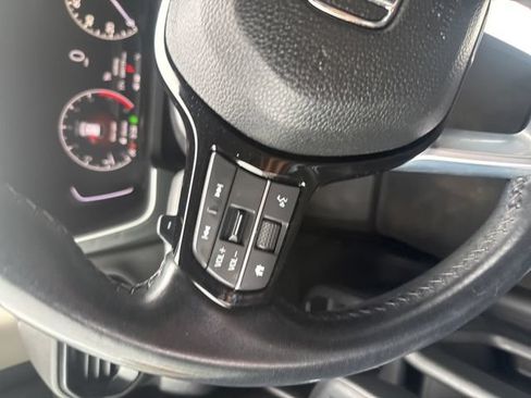 Used 2023 Honda Pilot Touring image 24