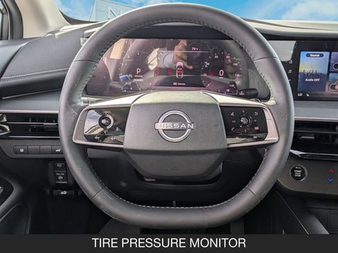 New 2025 Nissan Murano SV image 12