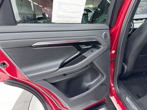 Used 2023 Land Rover Range Rover Evoque R-Dynamic S image 41