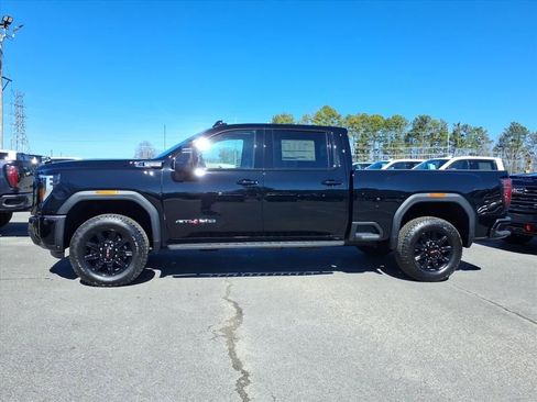 New 2026 GMC Sierra 2500 AT4 w/ AT4 Premium Plus Package image 4