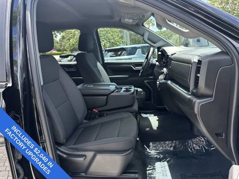 Used 2025 Chevrolet Silverado 1500 RST AWD/4WD image 29