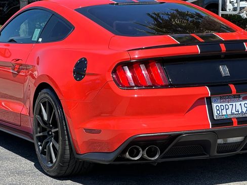 Used 2016 Ford Mustang Shelby GT350 w/ Technology Package RWD image 5