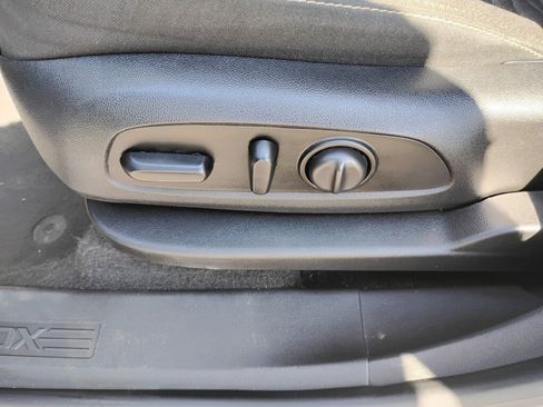 Used 2019 Chevrolet Equinox LT AWD/4WD image 14