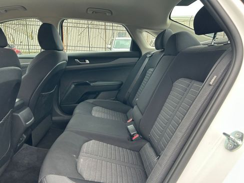 Used 2025 Kia K5 LXS image 21