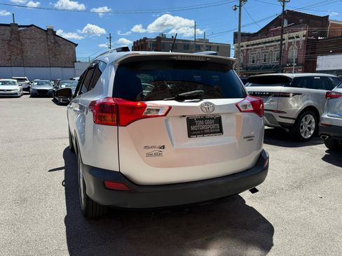 Used 2013 Toyota RAV4 Limited AWD/4WD image 4