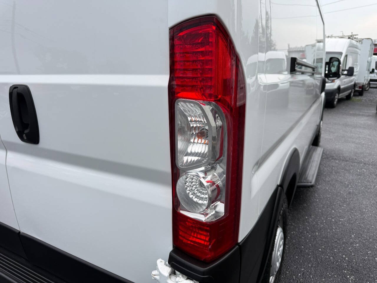 Used 2021 RAM ProMaster 2500 w/ Interior LED Lighting Group FWD image 40