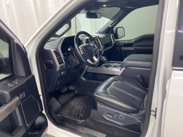 Used 2020 Ford F150 Platinum w/ Equipment Group 701A Luxury AWD/4WD image 17