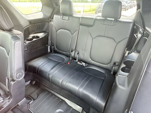 Used 2024 Honda Pilot TrailSport image 24
