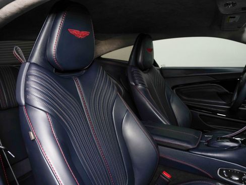 Used 2018 Aston Martin DB11 V12 image 25