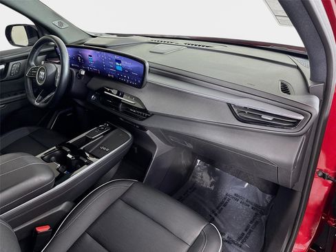 Certified 2025 Buick Enclave Sport Touring w/ Power Package FWD image 30