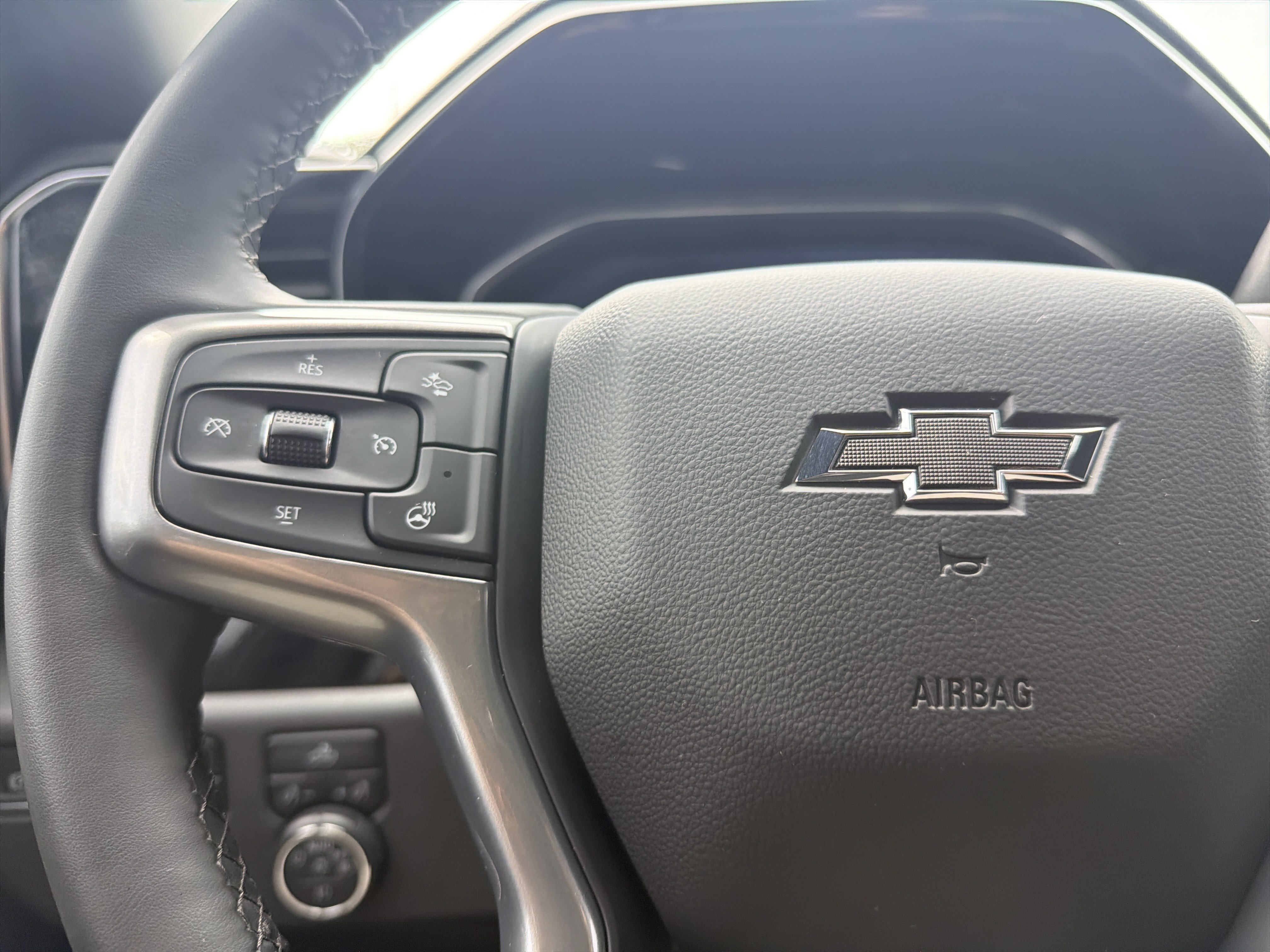 Used 2023 Chevrolet Silverado 1500 RST AWD/4WD image 29